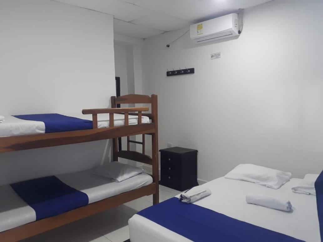 Hotel Don Tono Толу Екстер'єр фото