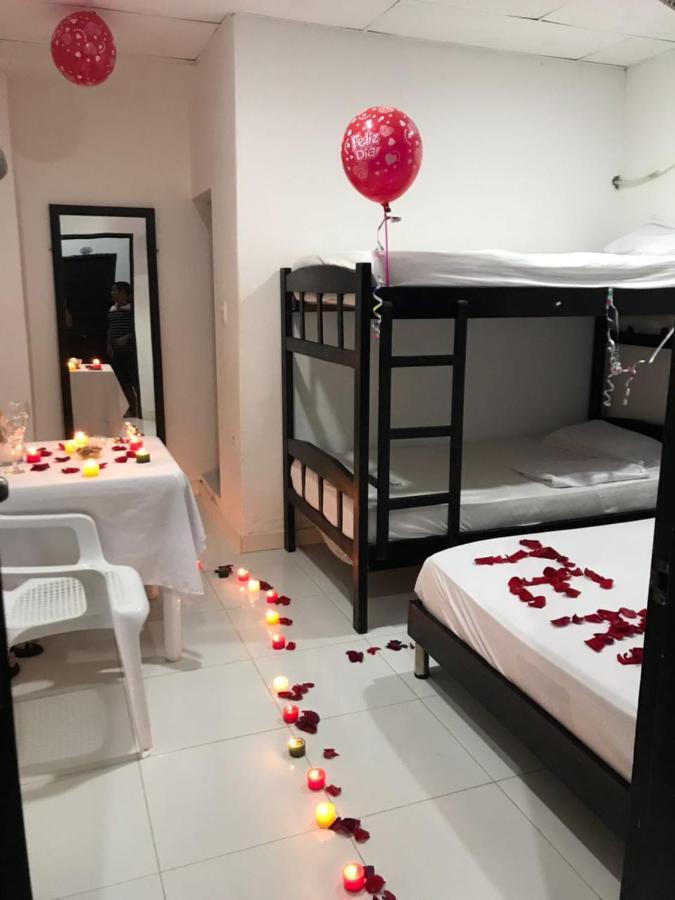 Hotel Don Tono Толу Екстер'єр фото
