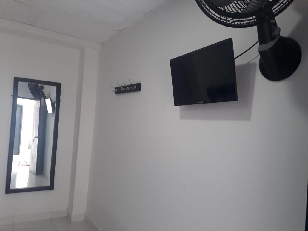 Hotel Don Tono Толу Екстер'єр фото